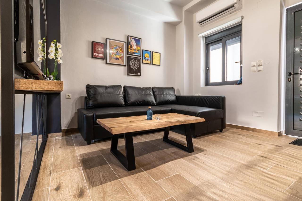 Mos Luxury - The R Apartment *