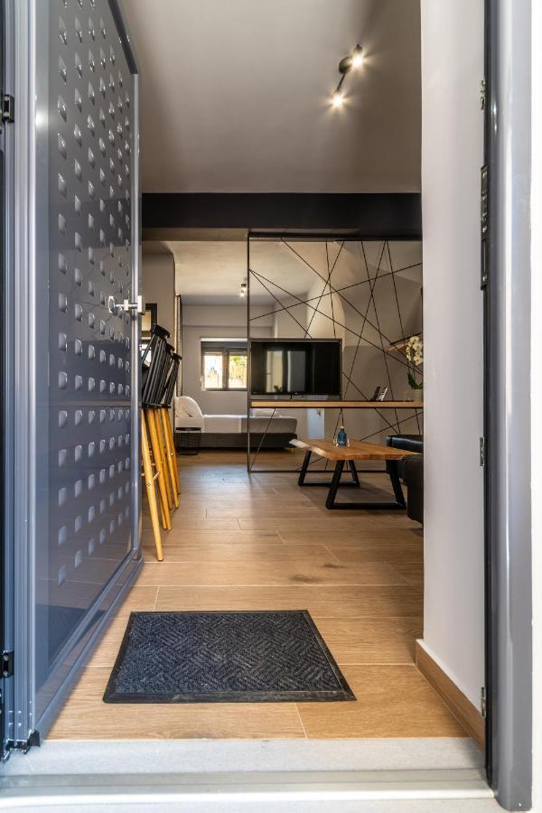 Mos Luxury - The R Apartment Chania (Crete)